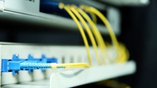 Cómo gestionar un traslado de fibra óptica de domicilio y no morir en el intento