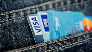 ¿Cómo doy de baja una tarjeta revolving?