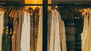 Las ventajas de pagar con las tarjetas de tus marcas de moda