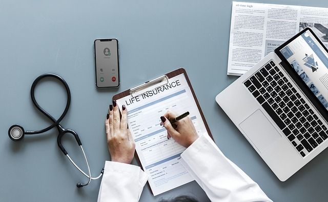 Me voy de Erasmus ¿Necesito un seguro médico?