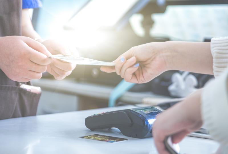 Las rebajas de invierno ya no son lo que eran; baja el presupuesto por tercer año consecutivo hasta los 93,13 euros  